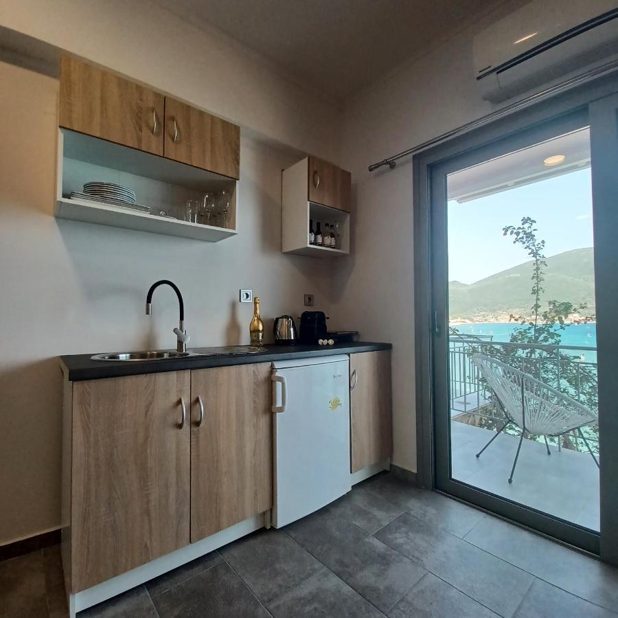 Ponti Bay Apartments Vaszilikí Kültér fotó