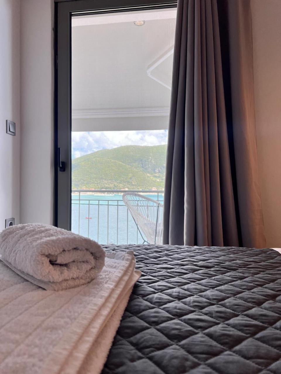 Ponti Bay Apartments Vaszilikí Kültér fotó