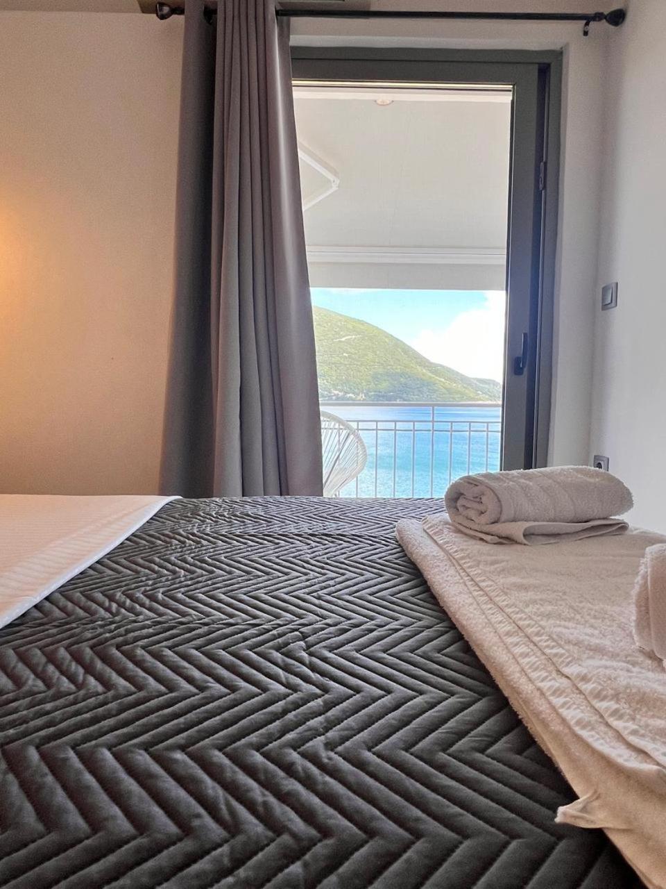 Ponti Bay Apartments Vaszilikí Kültér fotó